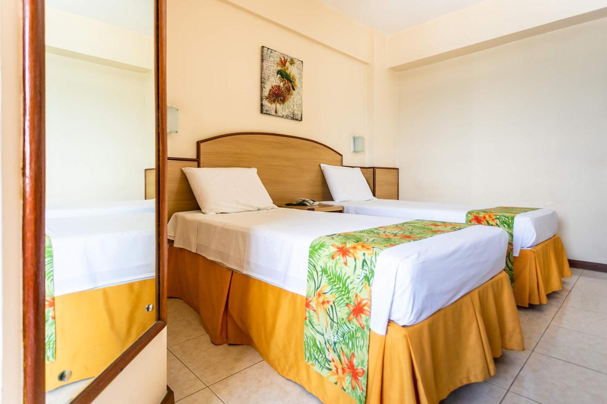 סלבאדור Hotel Verdemar חדר תמונה
